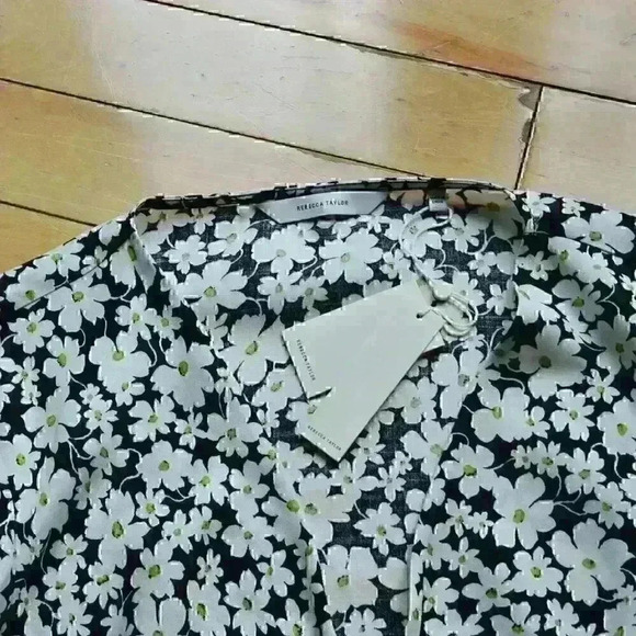 Rebecca Taylor | Black & White Floral Drawstring Paige Fleur V-Neck Top Size 0 - Picture 3 of 12